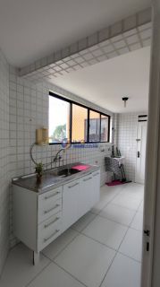 Apartamento  à venda com 3 quartos, sendo 2 suítes no bairro Jardim Tavares em Campina Grande