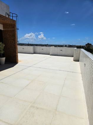 Apartamento à venda PORTEIRA FECHADA, com 02 quartos, sendo 01 suíte, no bairro de Intermares, Cabedelo