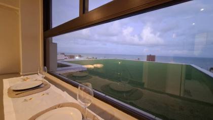 Cobertura à venda - PORTEIRA FECHADA - com 2 quartos, sendo 1 suíte no bairro Tambaú em João Pessoa