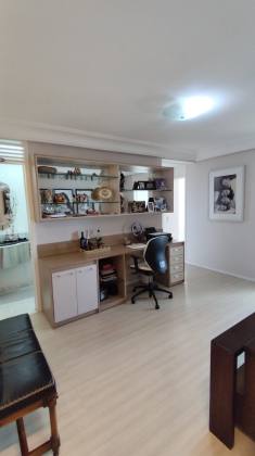 Apartamento à venda com 3 quartos, sendo 3 suítes no bairro Prata em Campina Grande