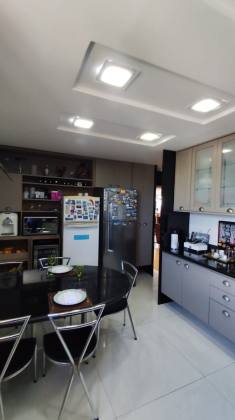 Apartamento à venda com 3 quartos, sendo 3 suítes no bairro Prata em Campina Grande