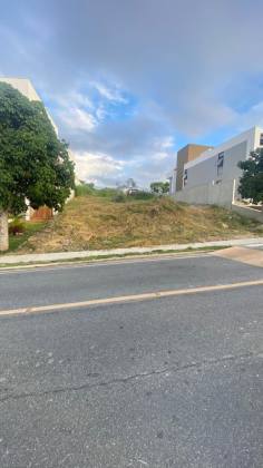 Lote / Terreno de Condomínio à venda no Condomínio Alphaville em Campina Grande