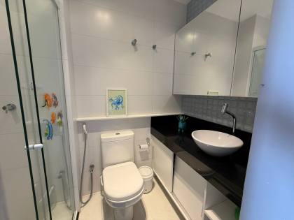 Apartamento à venda com 3 quartos, sendo 3 suítes, no bairro Mirante, em Campina Grande