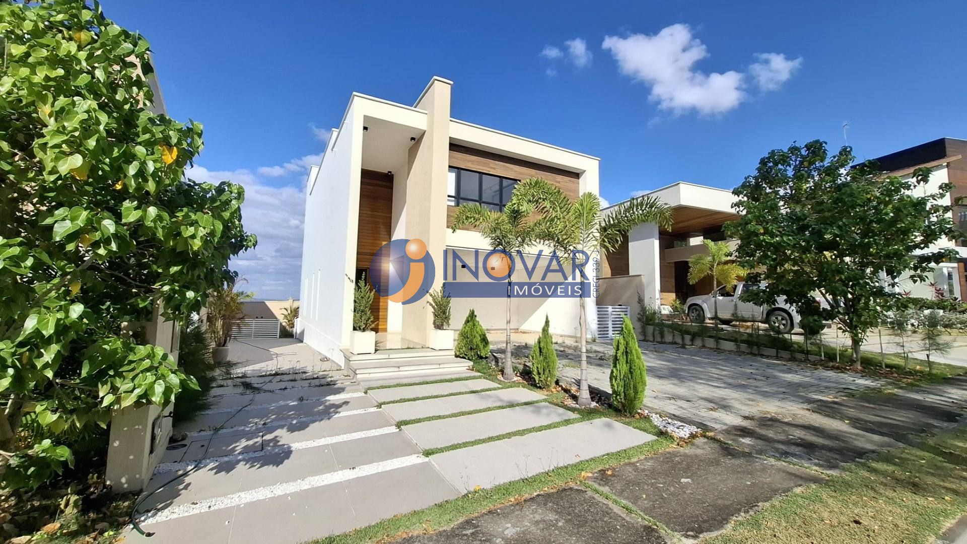 Casa de alto padrão, toda projetada, à venda no Alphaville Campina Grande.