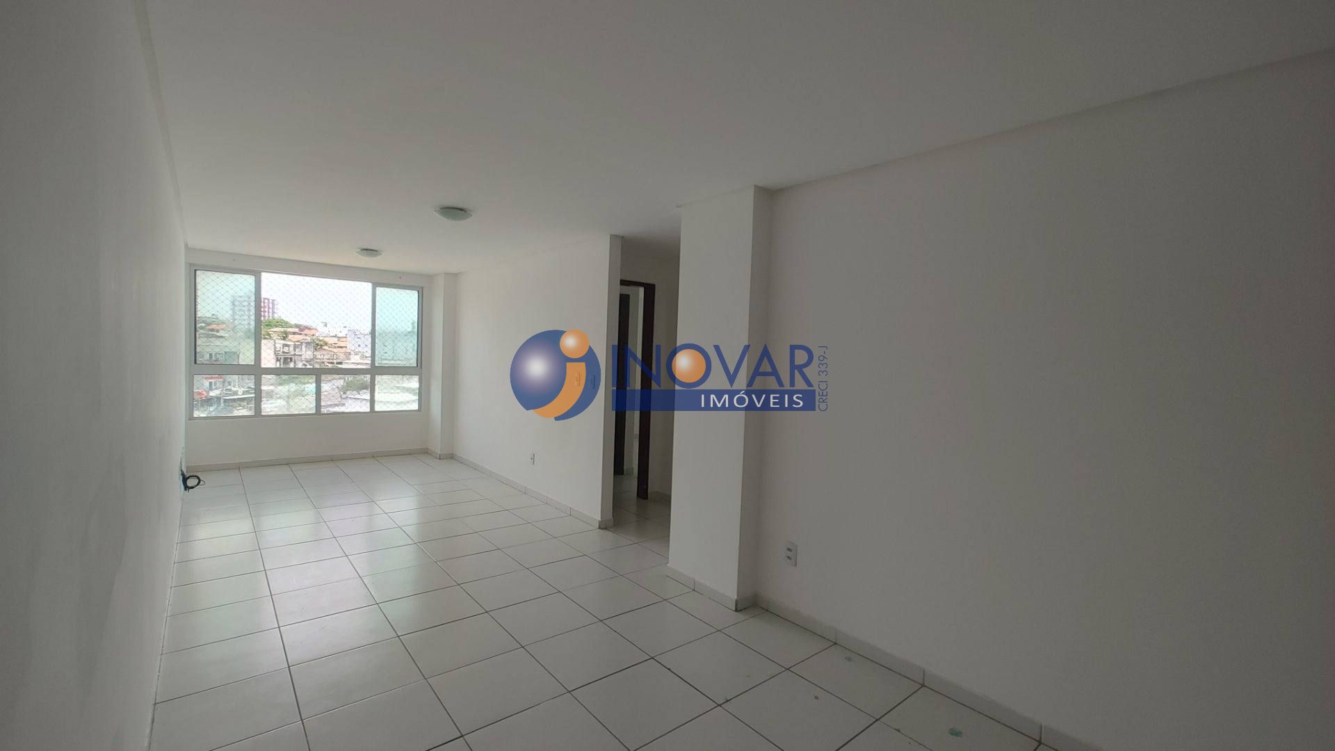 Apartamento Para Aluguel ou venda com 03 quartos 1 suítes no bairro Jardim Tavares em Campina Grande