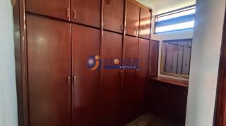 Casa à venda com 5 quartos no bairro Mirante em Campina Grande