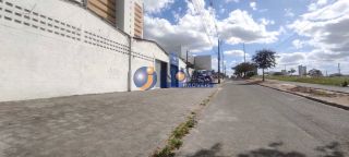 Galpão / Depósito / Armazém Para Alugar no bairro Catolé em Campina Grande