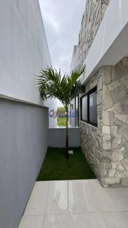 Casa de Condomínio Para Vender com 03 quartos 03 suítes no Condomínio Teriva em Campina Grande