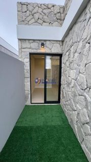 Casa de Condomínio Para Vender com 03 quartos 03 suítes no Condomínio Teriva em Campina Grande