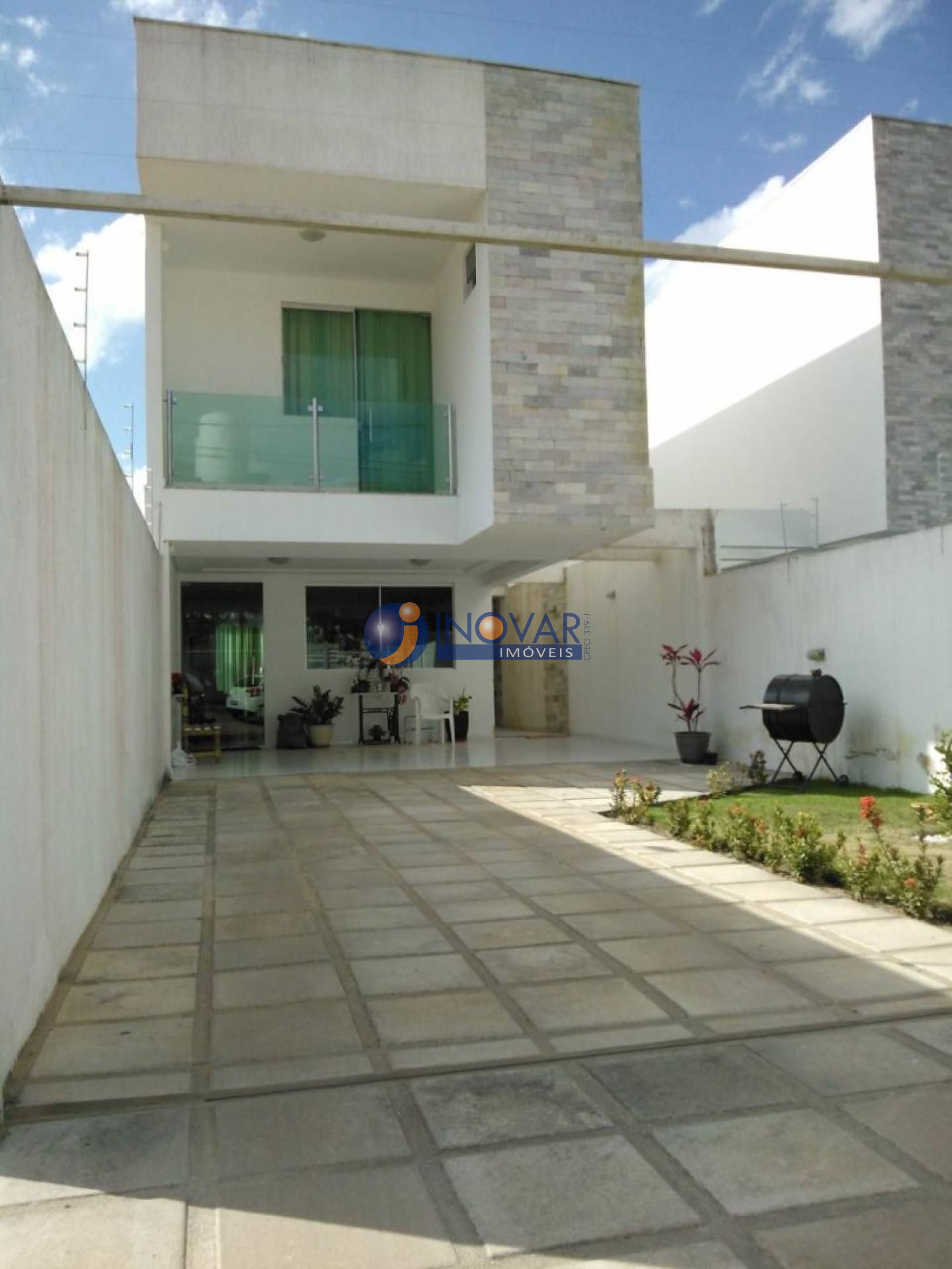 Casa Para Vender com 04 quartos 02 suítes no bairro Jardim Tavares em Campina Grande