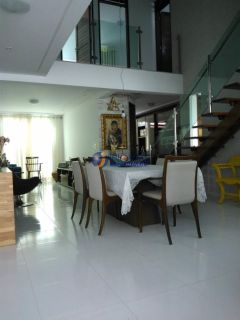 Casa Para Vender com 04 quartos 02 suítes no bairro Jardim Tavares em Campina Grande