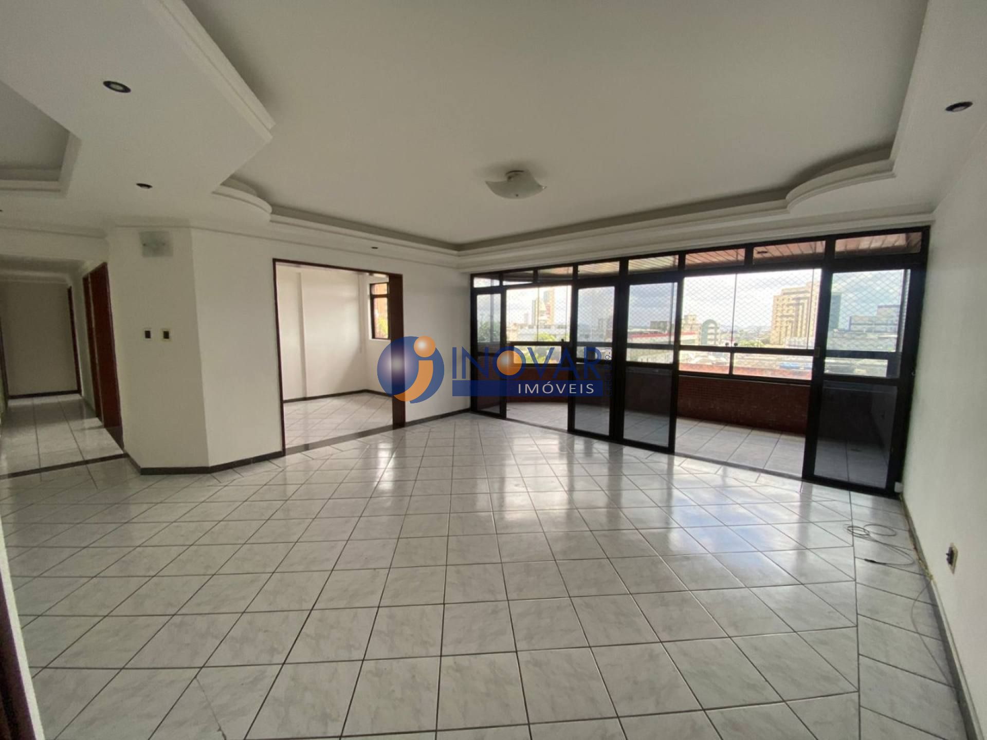 Apartamento Para Alugar com 3 quartos 2 suítes no Centro de Campina Grande