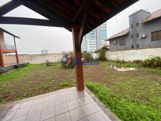 Casa no Mirante Para Vender com 03 quartos 03 suítes - Campina Grande