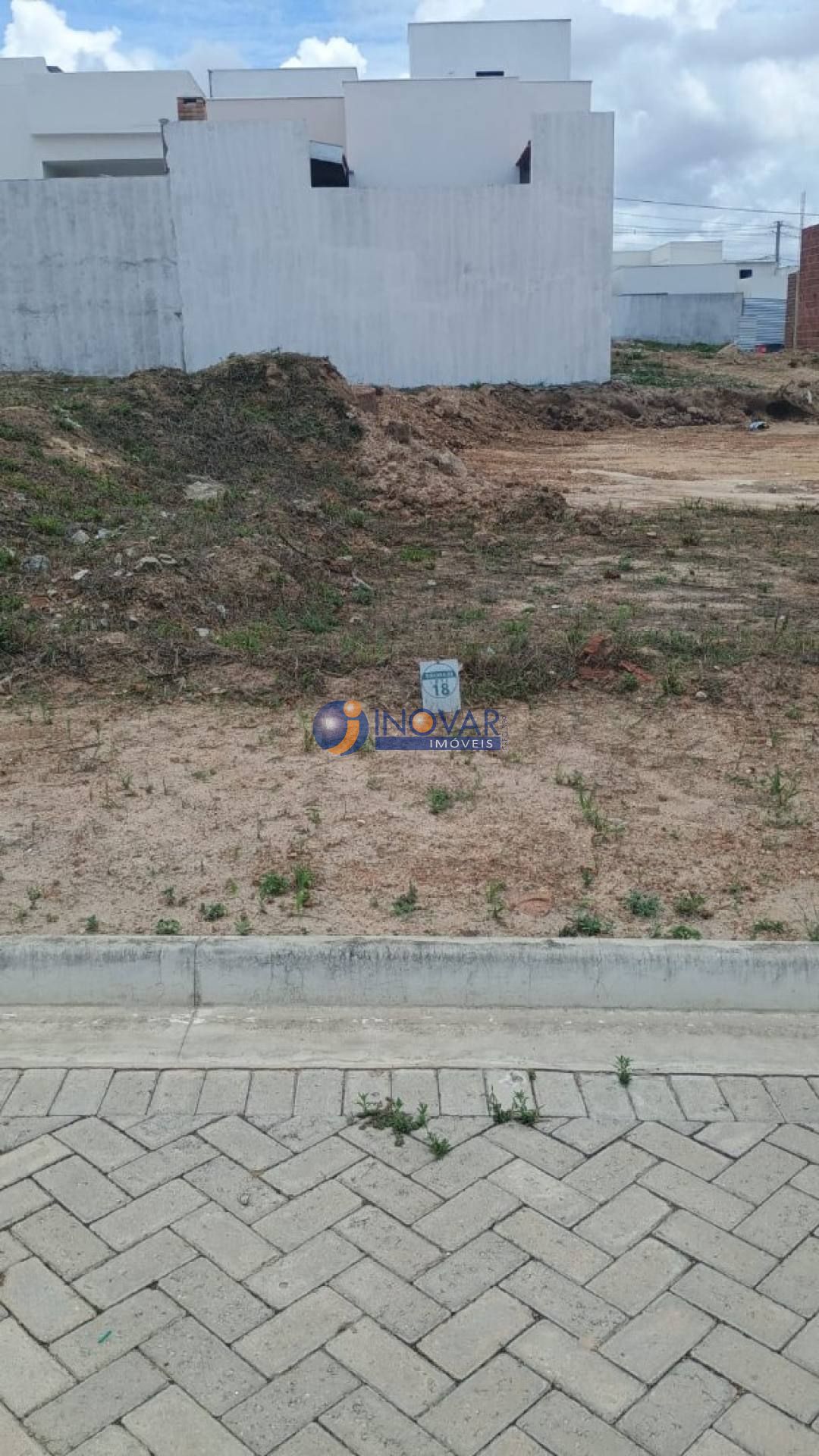 Lote / Terreno de Condomínio Para Vender no bairro Bodocongó em Campina Grande