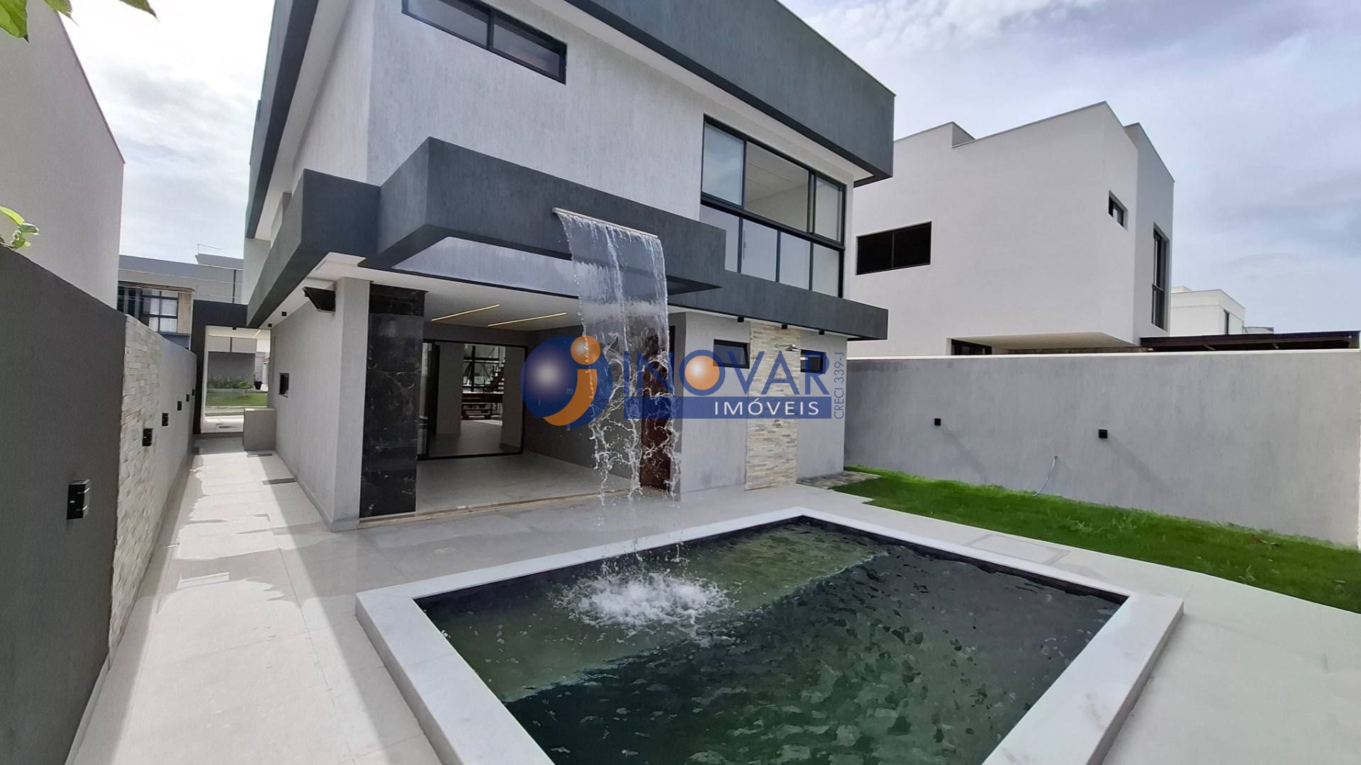 Casa à venda no condomínio Terras Alphaville com 4 quartos, sendo 3 suítes em Campina Grande