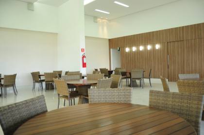 Apartamento à venda com 4 quartos, sendo 3 suítes no Catolé em Campina Grande