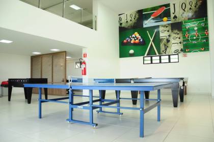 Apartamento à venda com 4 quartos, sendo 3 suítes no Catolé em Campina Grande