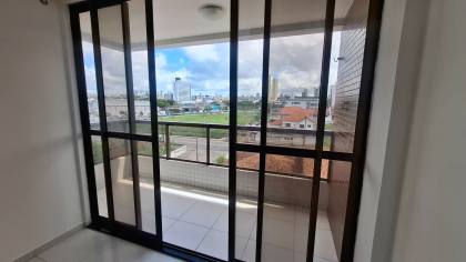 Apartamento à venda com 3 quartos, sendo 1 suíte no bairro Catolé em Campina Grande
