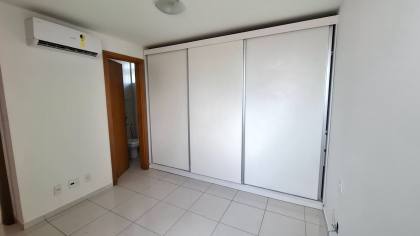 Apartamento à venda com 3 quartos, sendo 1 suíte no bairro Catolé em Campina Grande