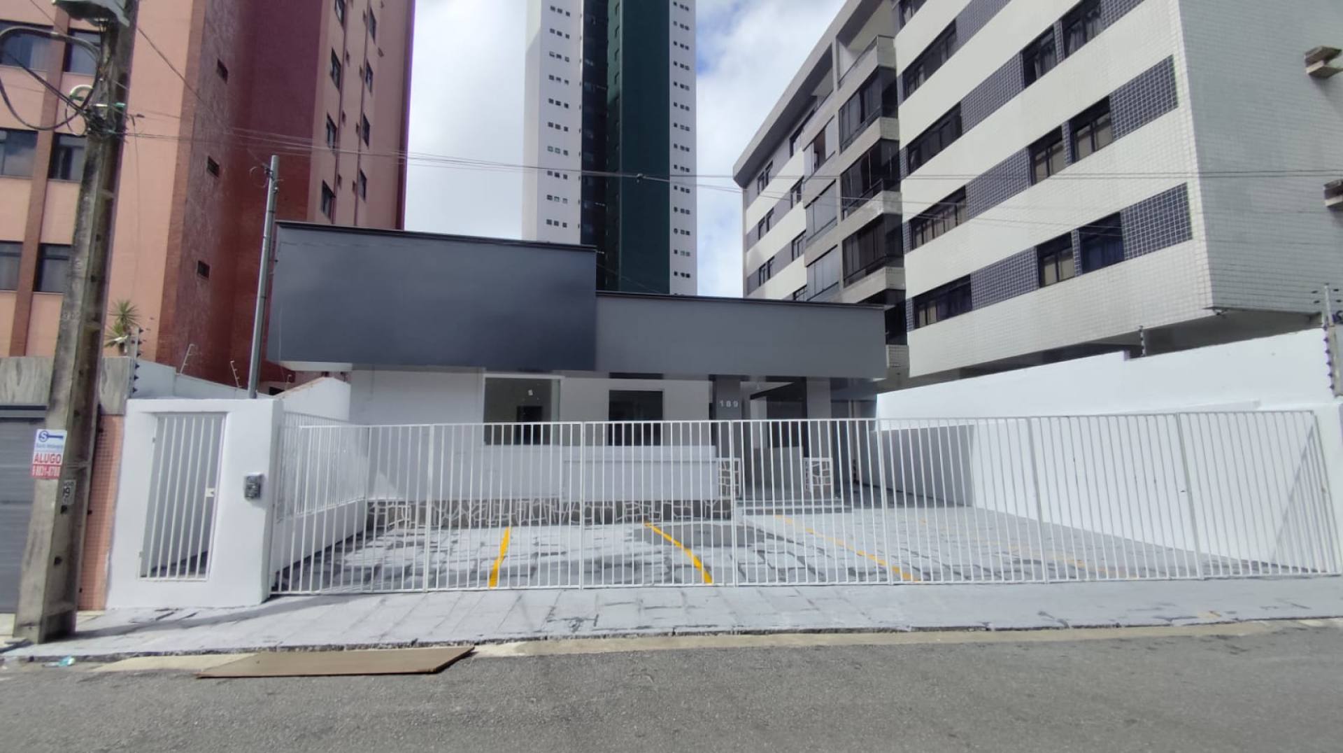 Casa comercial para locação com com 8 salas, no Centro em Campina Grande