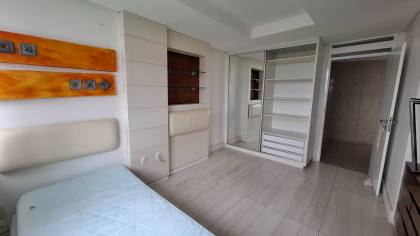 Apartamento à venda todo projetado, 4 suítes no bairro Mirante em Campina Grande