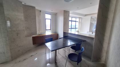 Apartamento à venda todo projetado, 4 suítes no bairro Mirante em Campina Grande