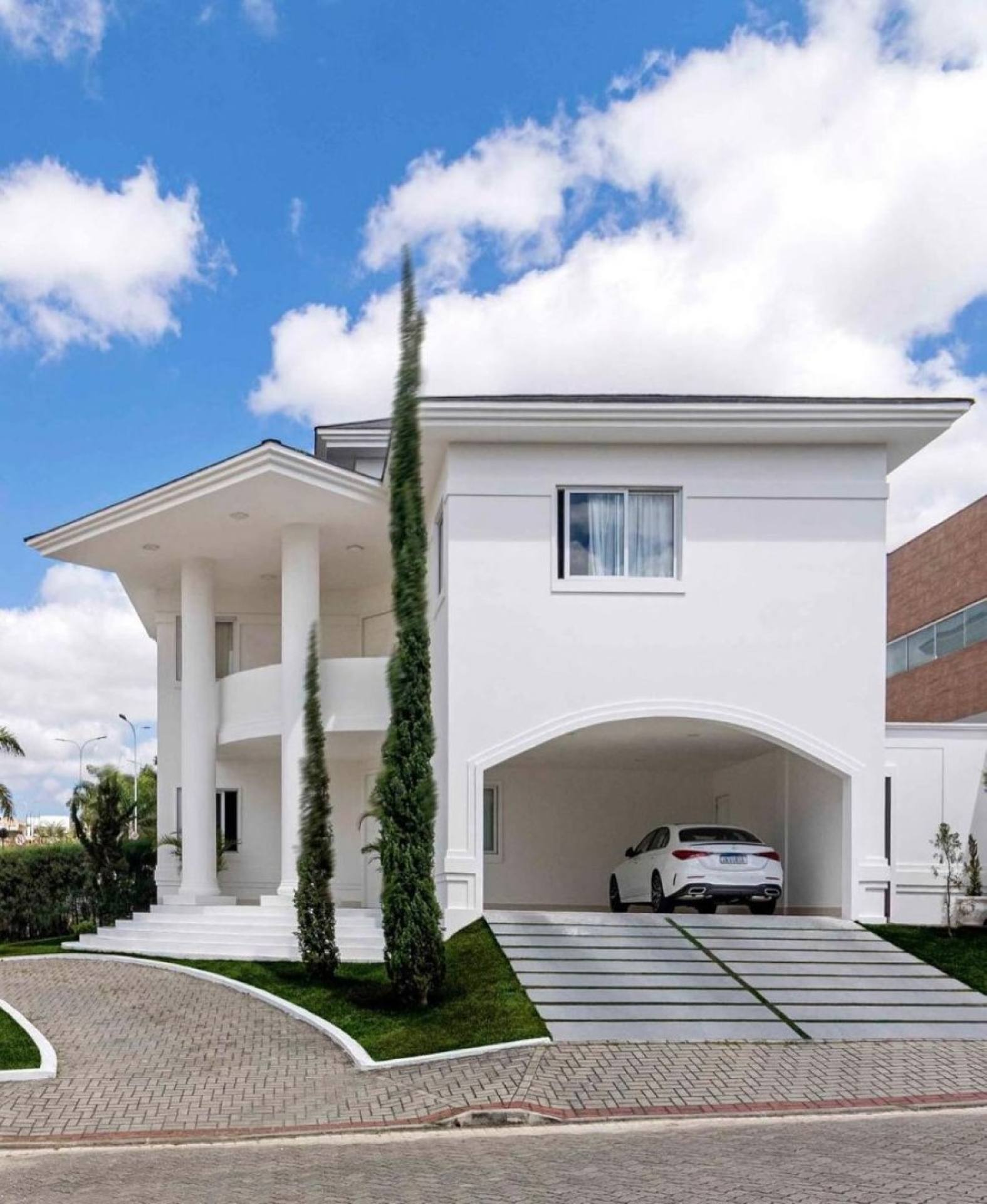 Casa de condomínio à venda com 5 quartos, sendo 4 suítes no bairro Jardim Tavares em Campina Grande