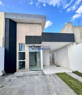 Casa a venda com 2 quartos, sendo 1 suíte no loteamento Vila Maria da Luz