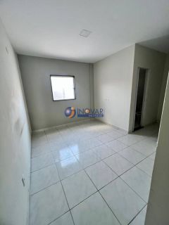 Casa a venda com 2 quartos, sendo 1 suíte no loteamento Vila Maria da Luz