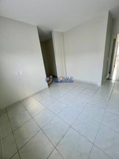 Casa a venda com 2 quartos, sendo 1 suíte no loteamento Vila Maria da Luz