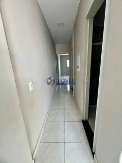 Casa a venda com 2 quartos, sendo 1 suíte no loteamento Vila Maria da Luz