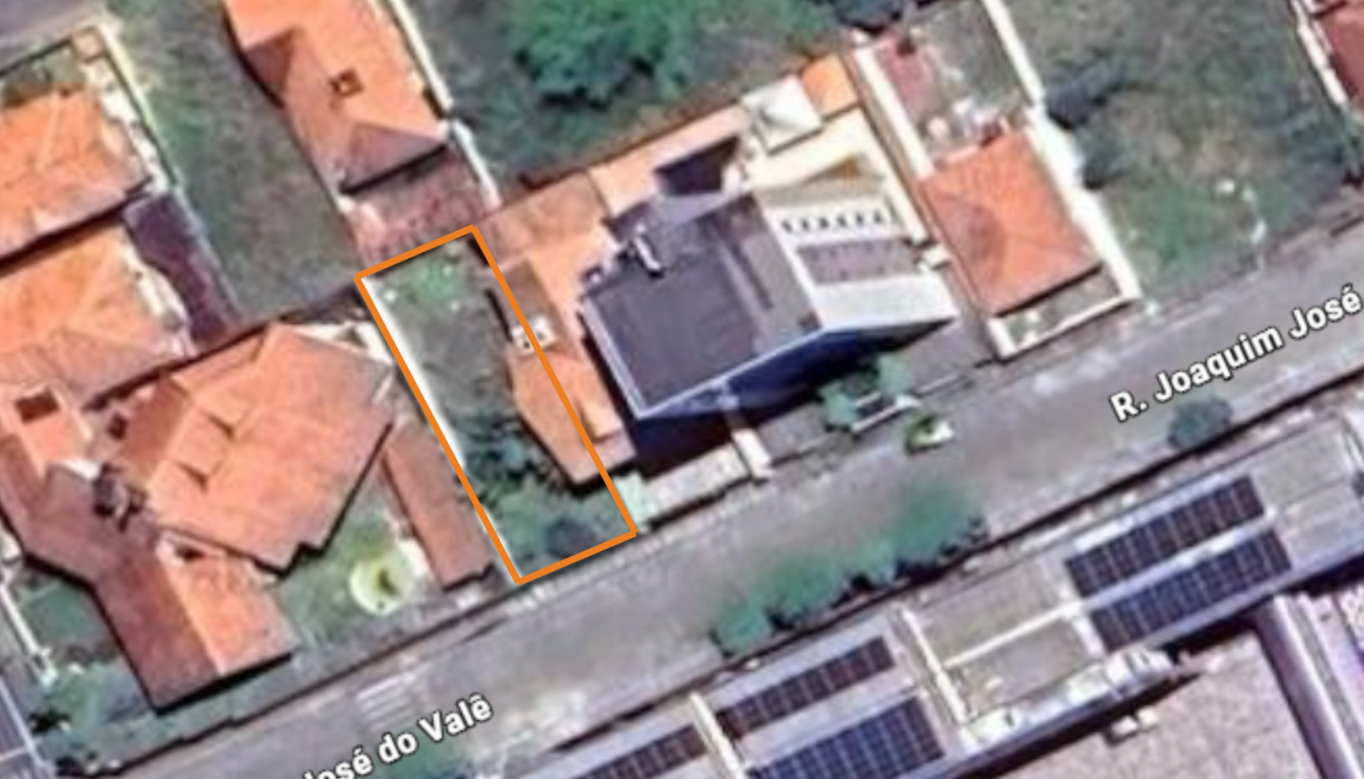 Lote / Terreno de Bairro à venda no bairro Jardim Tavares em Campina Grande