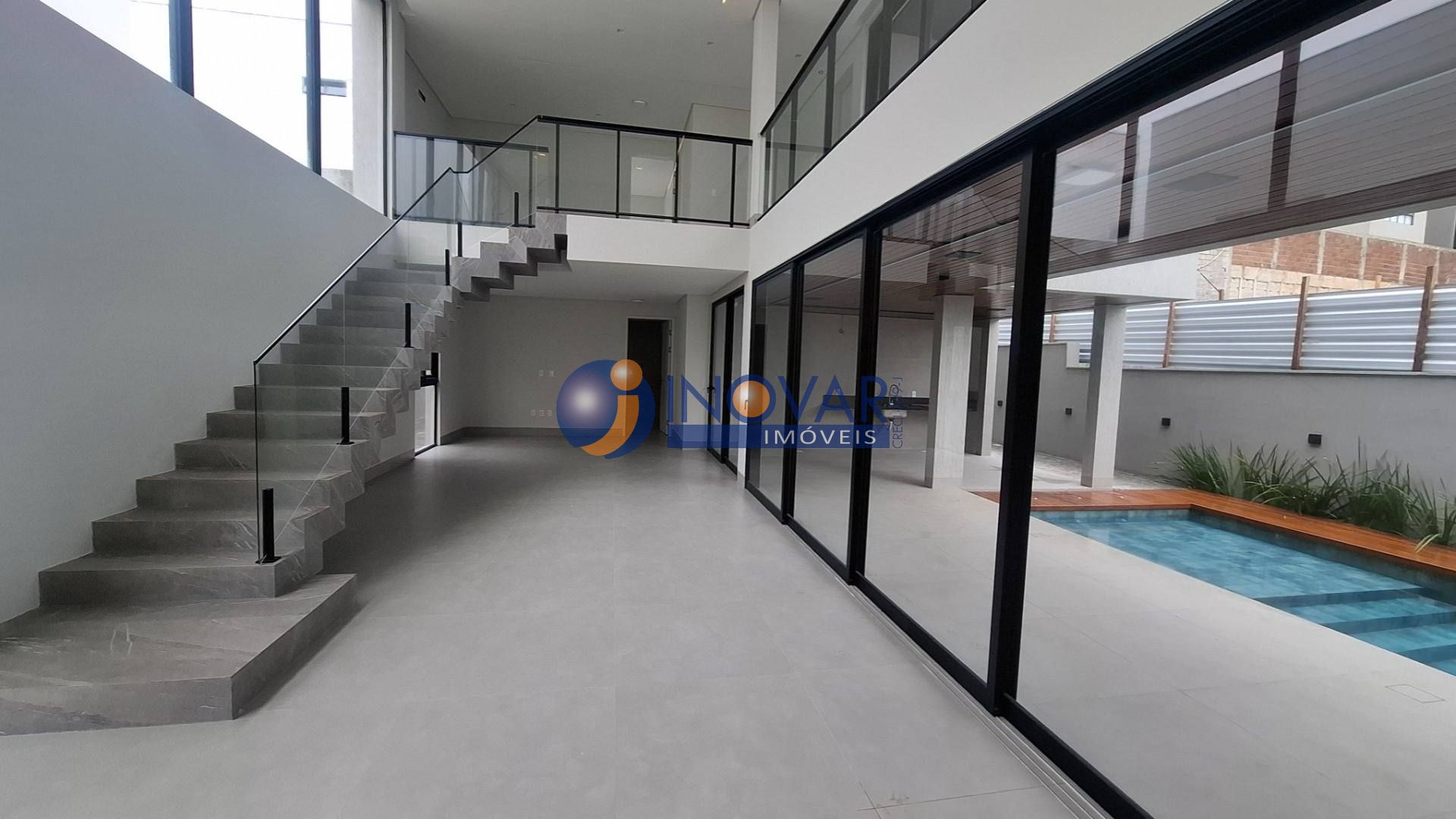Casa à venda no condomínio Alphaville Campina Grande com 4 suítes