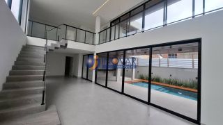 Casa à venda no condomínio Alphaville Campina Grande com 4 suítes