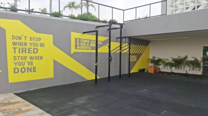 Casa à venda no condomínio Skyville, com 03 quartos, sendo 01 suíte, em Campina Grande