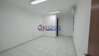 Edifício Comercial para locação com 13 salas no bairro Prata em Campina Grande