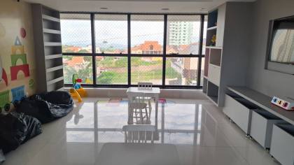 Apartamento à venda PORTEIRA FECHADA, com 03 suítes, no Mirante em Campina Grande