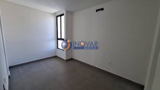 Casa de condomínio à venda com 3 quartos, sendo 1 suíte no Condomínio Jardins da Serra, em Campina Grande