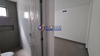 Casa de condomínio à venda com 3 quartos, sendo 1 suíte no Condomínio Jardins da Serra, em Campina Grande