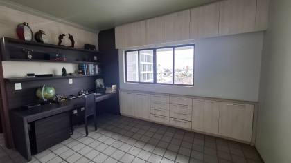 Apartamento à venda com 3 quartos, sendo 1 suíte no bairro Prata em Campina Grande