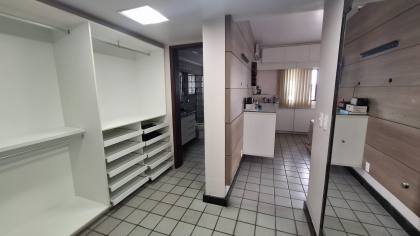 Apartamento à venda com 3 quartos, sendo 1 suíte no bairro Prata em Campina Grande