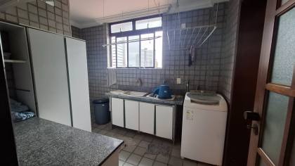 Apartamento à venda com 3 quartos, sendo 1 suíte no bairro Prata em Campina Grande