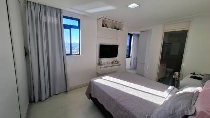 Apartamento à venda com 03 suítes no bairro do Mirante em Campina Grande
