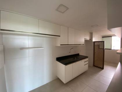 Apartamento à venda com 3 quartos, sendo 01 suíte no Centro de Campina Grande