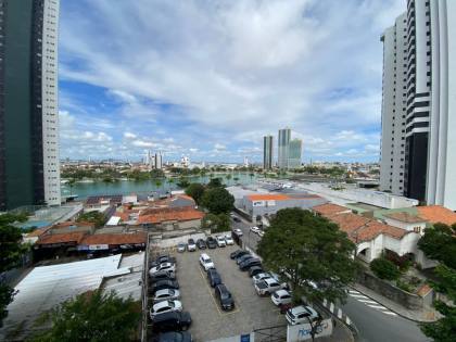 Apartamento à venda com 3 quartos, sendo 01 suíte no Centro de Campina Grande