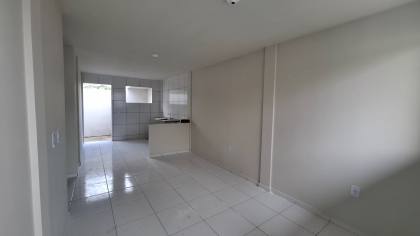 Casa à venda com 2 quartos, sendo 1 suíte, no bairro Bodocongó em Campina Grande