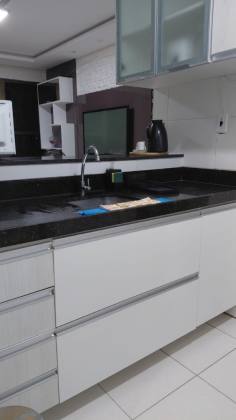 Duplex para locação, com 3 quartos, sendo 2 suítes, no bairro Catolé em Campina Grande