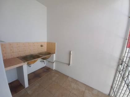 Casa para locação com 3 quartos, sendo 1 suíte no bairro Centenário em Campina Grande
