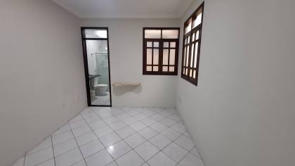 Casa à venda com 03 suítes no Centro de Campina Grande