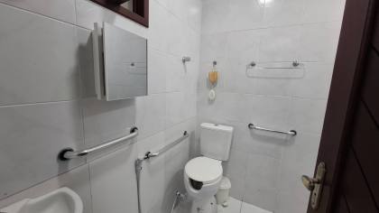 Casa à venda com 03 suítes no Centro de Campina Grande